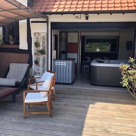 Gite Piscine Jacuzzi Privatises Clos Valentin Freulleville エクステリア 写真