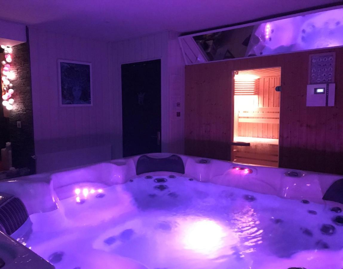 Gite Piscine Jacuzzi Privatises Clos Valentin Freulleville エクステリア 写真